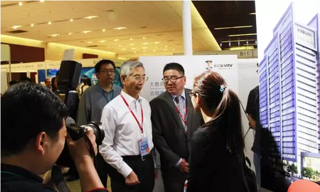俄罗斯专享会亮相第五届中国网络安全大会!解读大数据驱动下的泛终端安全-俄罗斯专享会官网-数字时代智慧安全产品和解决方案提供商 俄罗斯专享会亮相第五届中国网络安全大会!解读大数据驱动下的泛终端安全-俄罗斯专享会官网-数字时代智慧安全产品和解决方案提供商